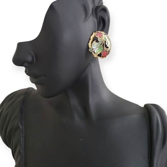 Vintage Black Floral Enamel Scalloped Edge Goldtone Setting Cloisonne Earrings - Picture 1 of 5